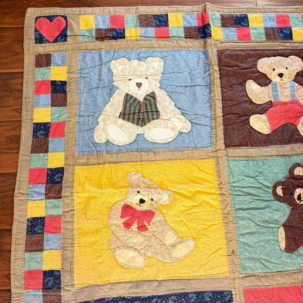 VTG Teddy Bear Quilt Appliqué Nursery Baby Blanket Cottagecore Cotton Patchwork